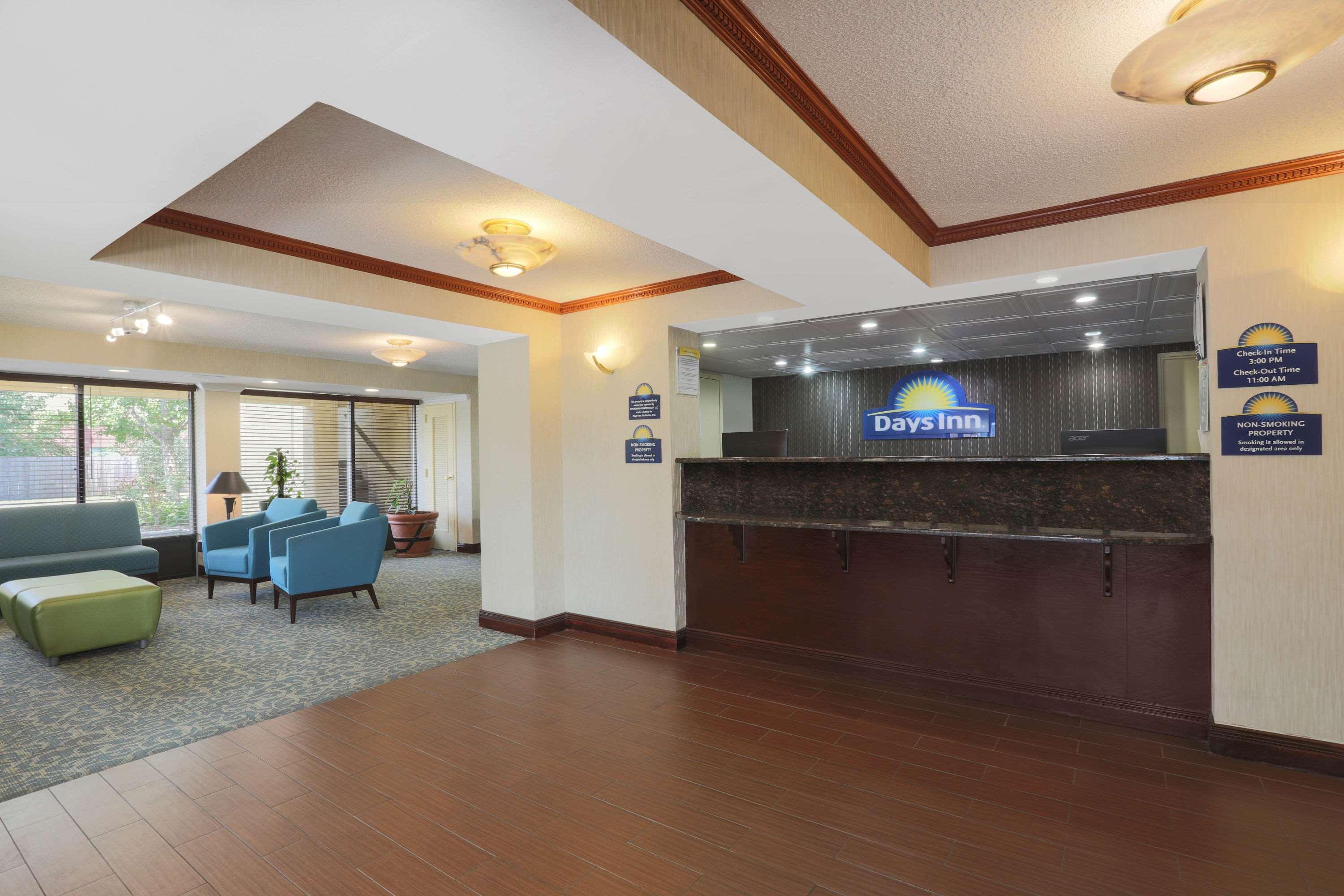 Days Inn By Wyndham Newark Wilmington Eksteriør billede
