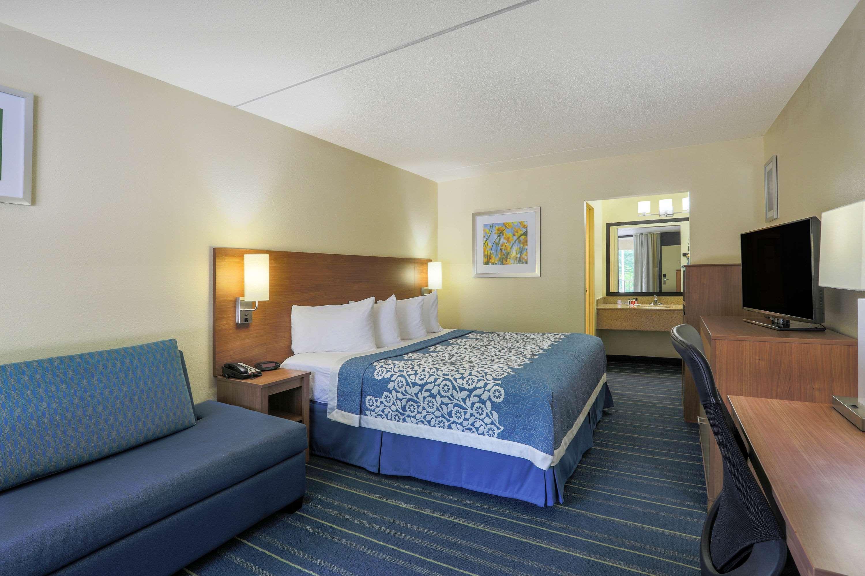 Days Inn By Wyndham Newark Wilmington Eksteriør billede